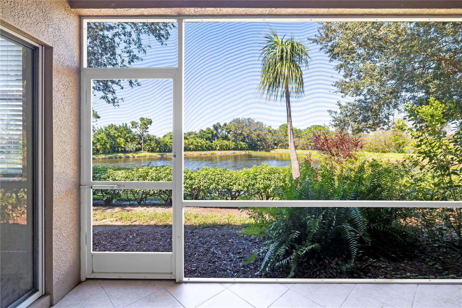Villa at 4177 LENOX BLVD, VENICE, photo 26 of 66