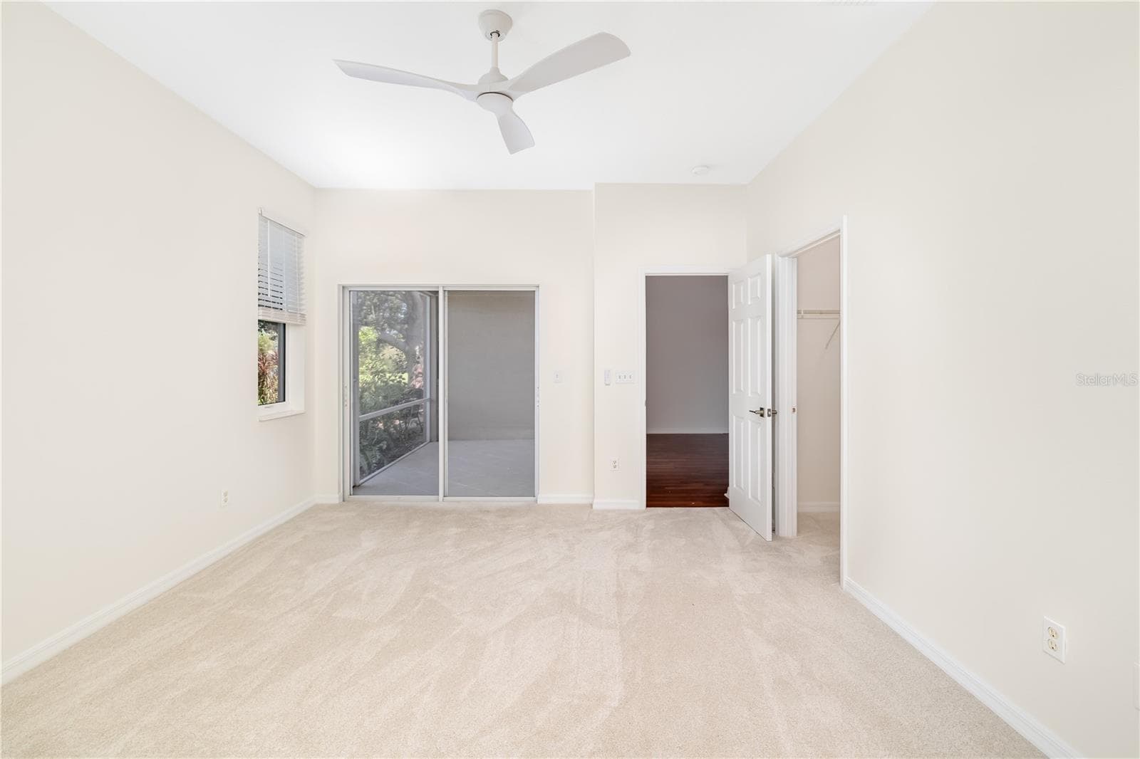 Primary Bed - 4177 LENOX BLVD, VENICE