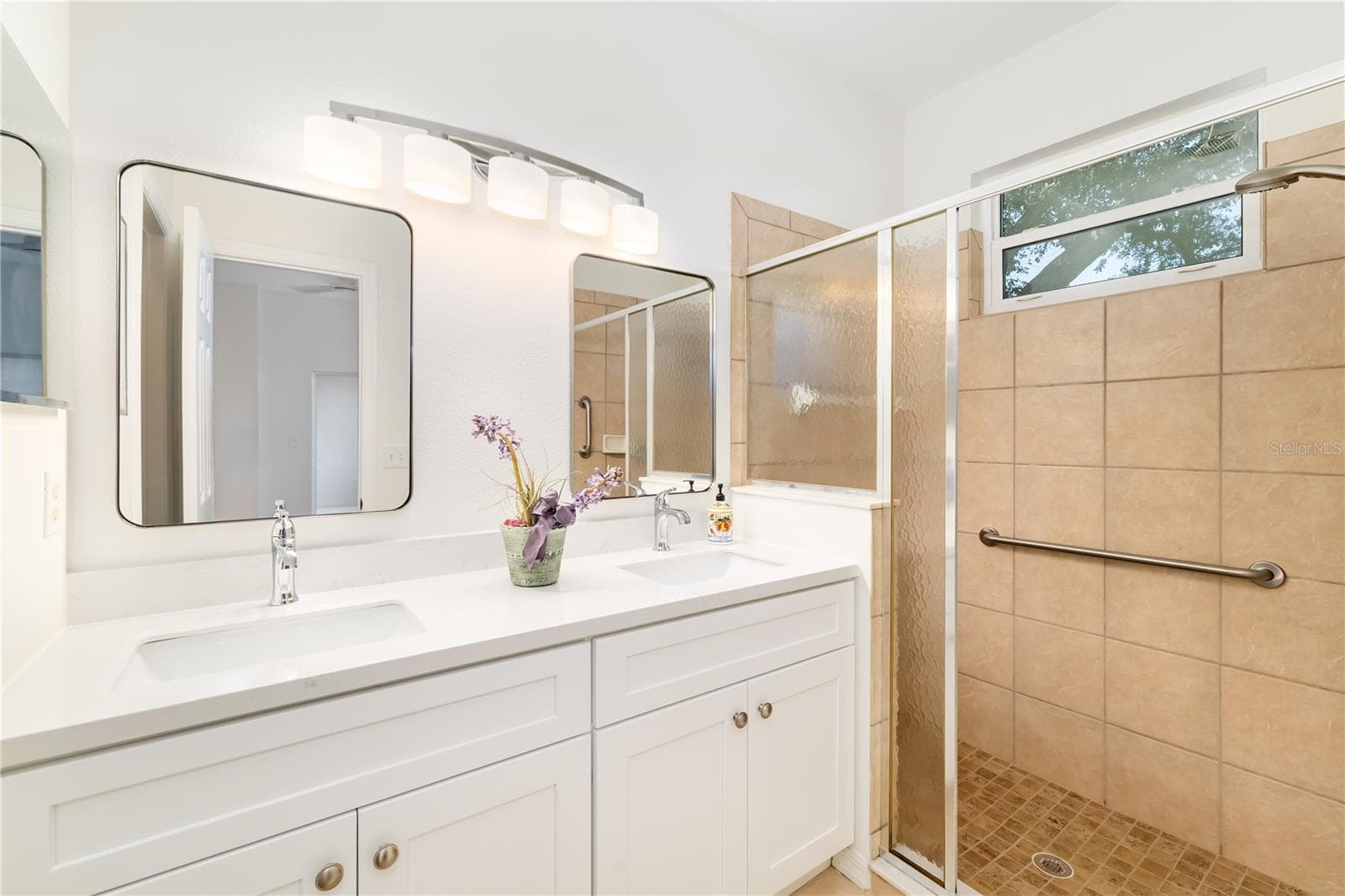 Villa at 4177 LENOX BLVD, VENICE, photo 33 of 66
