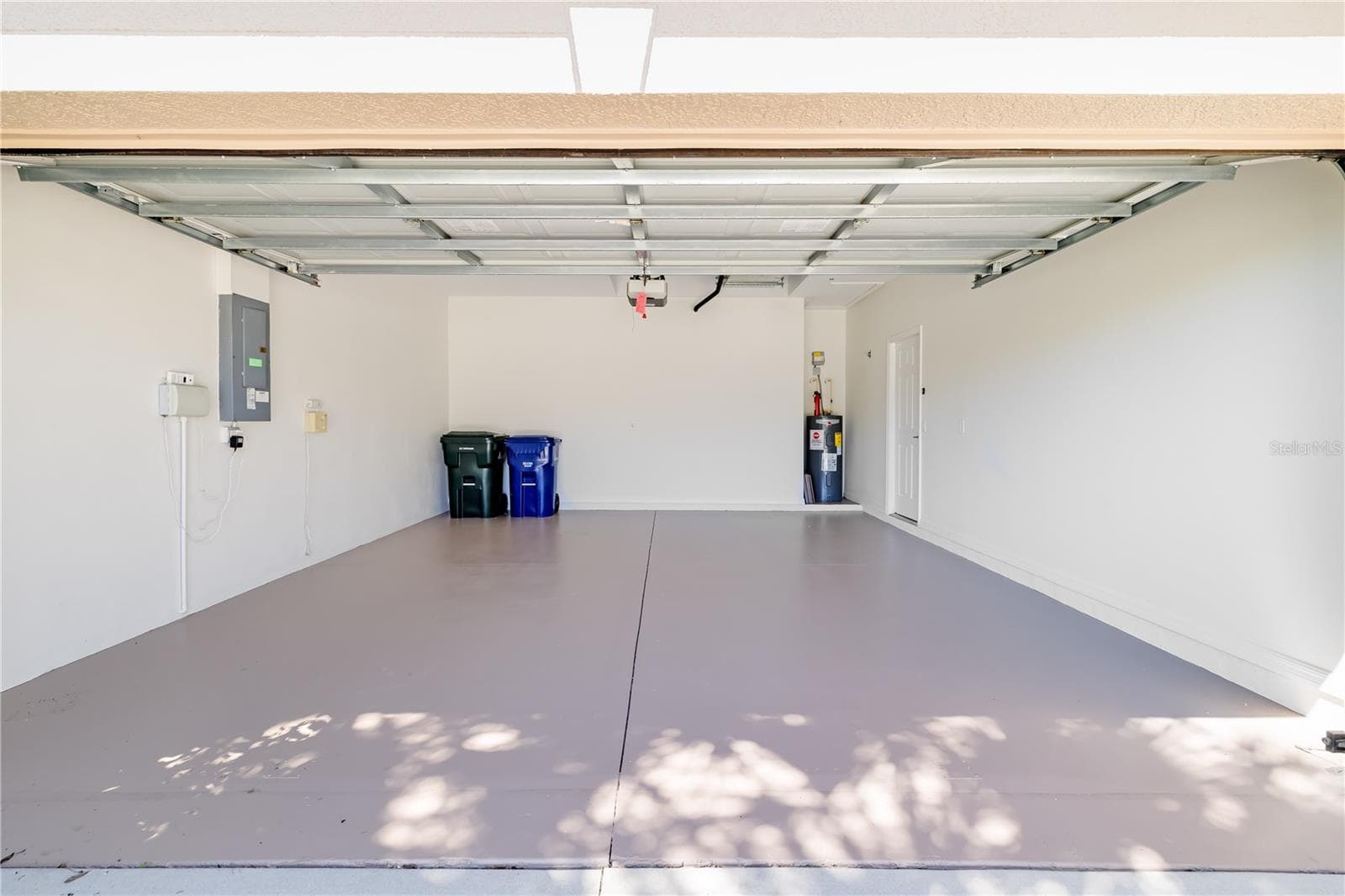 Villa at 4177 LENOX BLVD, VENICE, photo 45 of 66