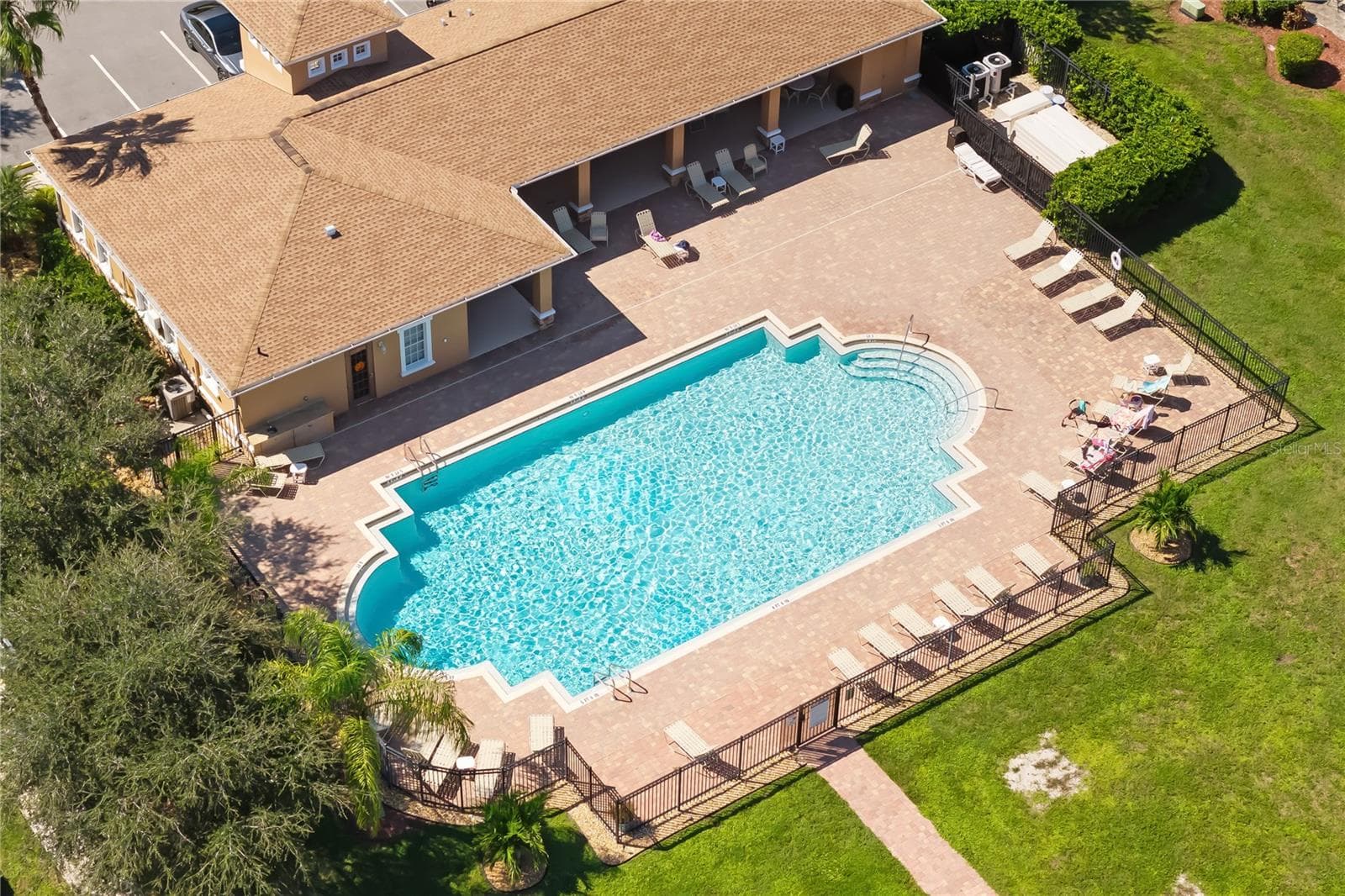 Community Clubhouse and pool - 4177 LENOX BLVD, VENICE