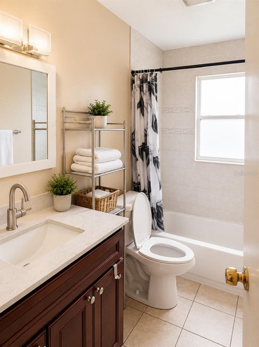 Triplex at 3052 PARK LN, DUNEDIN, photo 22 of 31