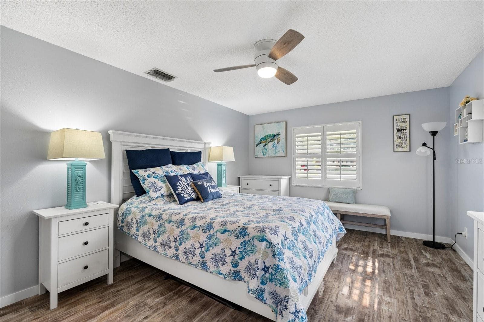 Primary Bedroom with en suite - 1307 STONEHAVEN LN, DUNEDIN