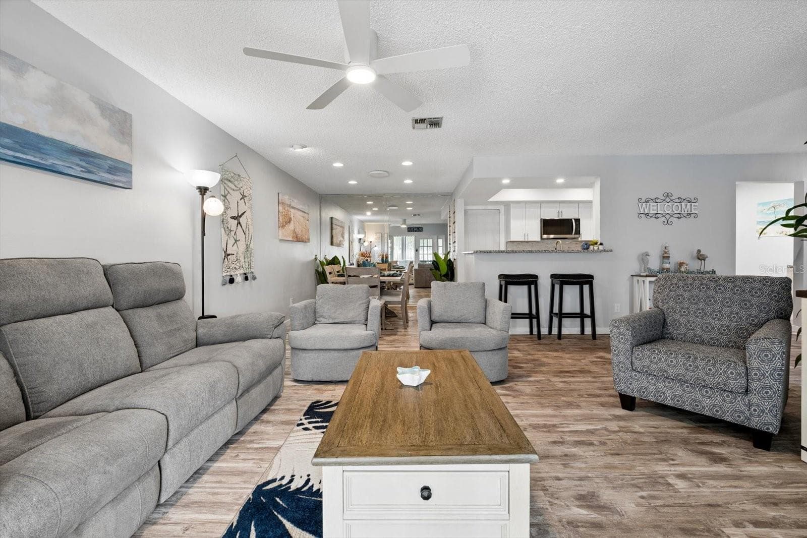 Open concept living/dining/kitchen/bar - 1307 STONEHAVEN LN, DUNEDIN