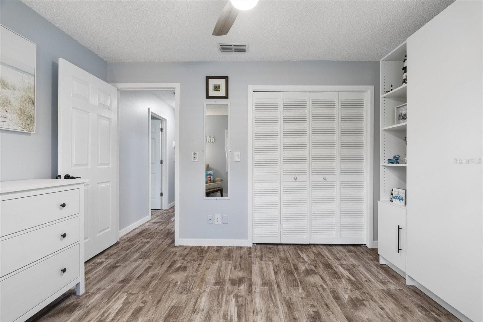 Second bedroom with large closet. - 1307 STONEHAVEN LN, DUNEDIN