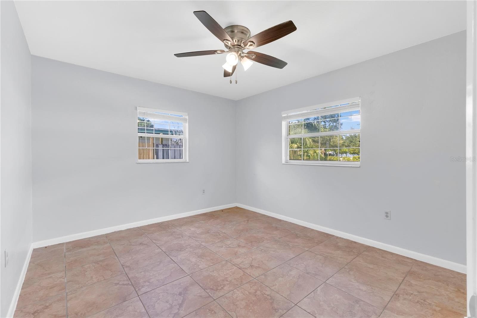 Single Family Residence at 1215 LAKESHORE BLVD, ST CLOUD, photo 10 of 22