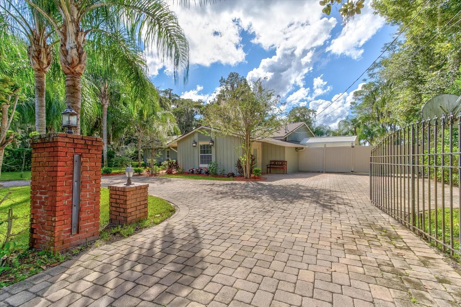 Single Family Residence at 9793 LAKE GEORGIA DR, ORLANDO, photo 51 of 89