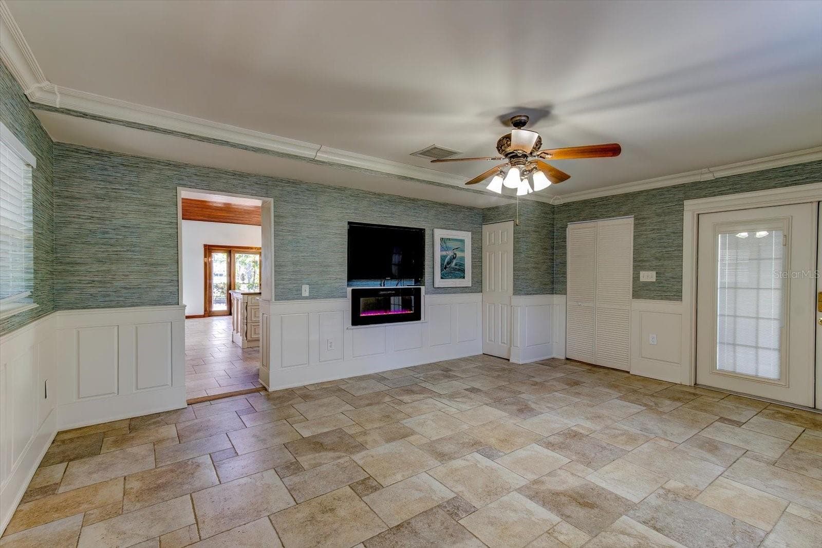 Family Room - 9793 LAKE GEORGIA DR, ORLANDO