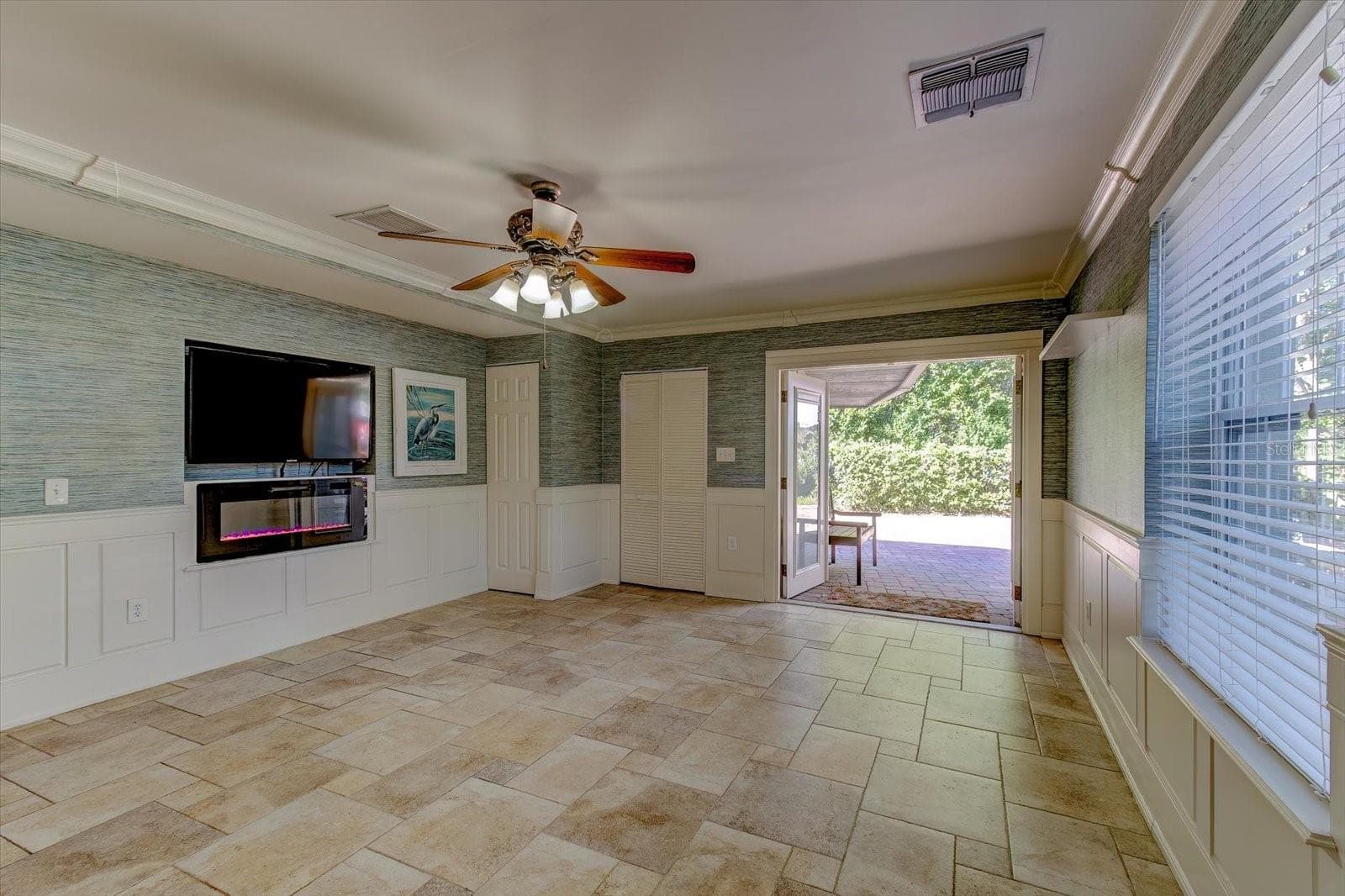 Family Room - 9793 LAKE GEORGIA DR, ORLANDO
