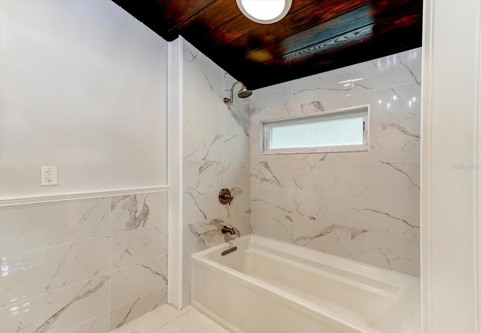 Primary Bathroom - 9793 LAKE GEORGIA DR, ORLANDO
