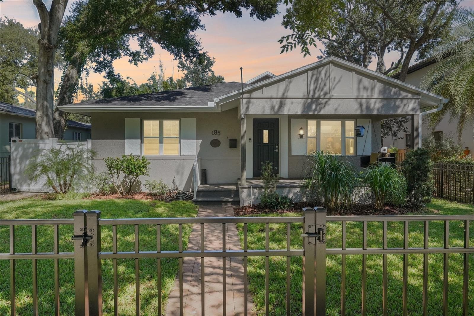 Single Family Residence at 185 24TH AVE N, ST PETERSBURG, photo 2 of 54