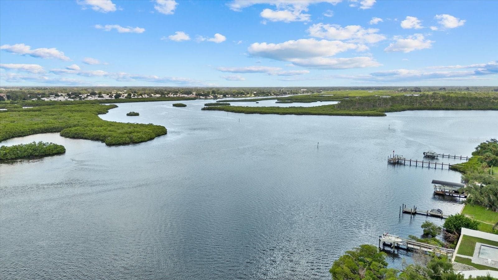 Braden River - 707 TROPICAL DR, BRADENTON
