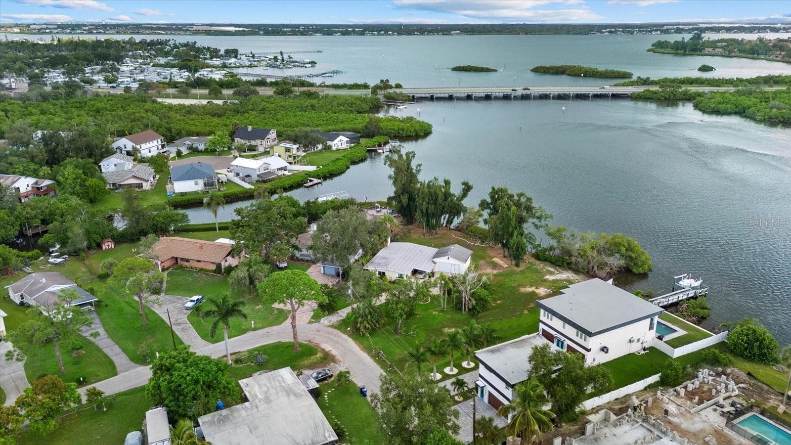 The Manatee River to the North - 707 TROPICAL DR, BRADENTON