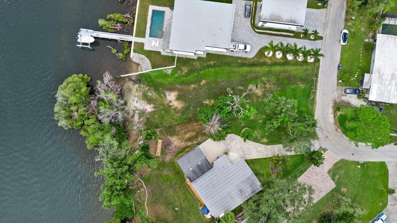 Single Family Residence at 707 TROPICAL DR, BRADENTON, photo 14 of 14