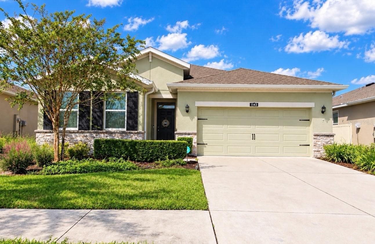 1143 PIPESTONE PL