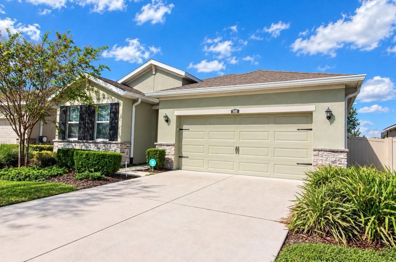 Single Family Residence at 1143 PIPESTONE PL, WESLEY CHAPEL, photo 2 of 45