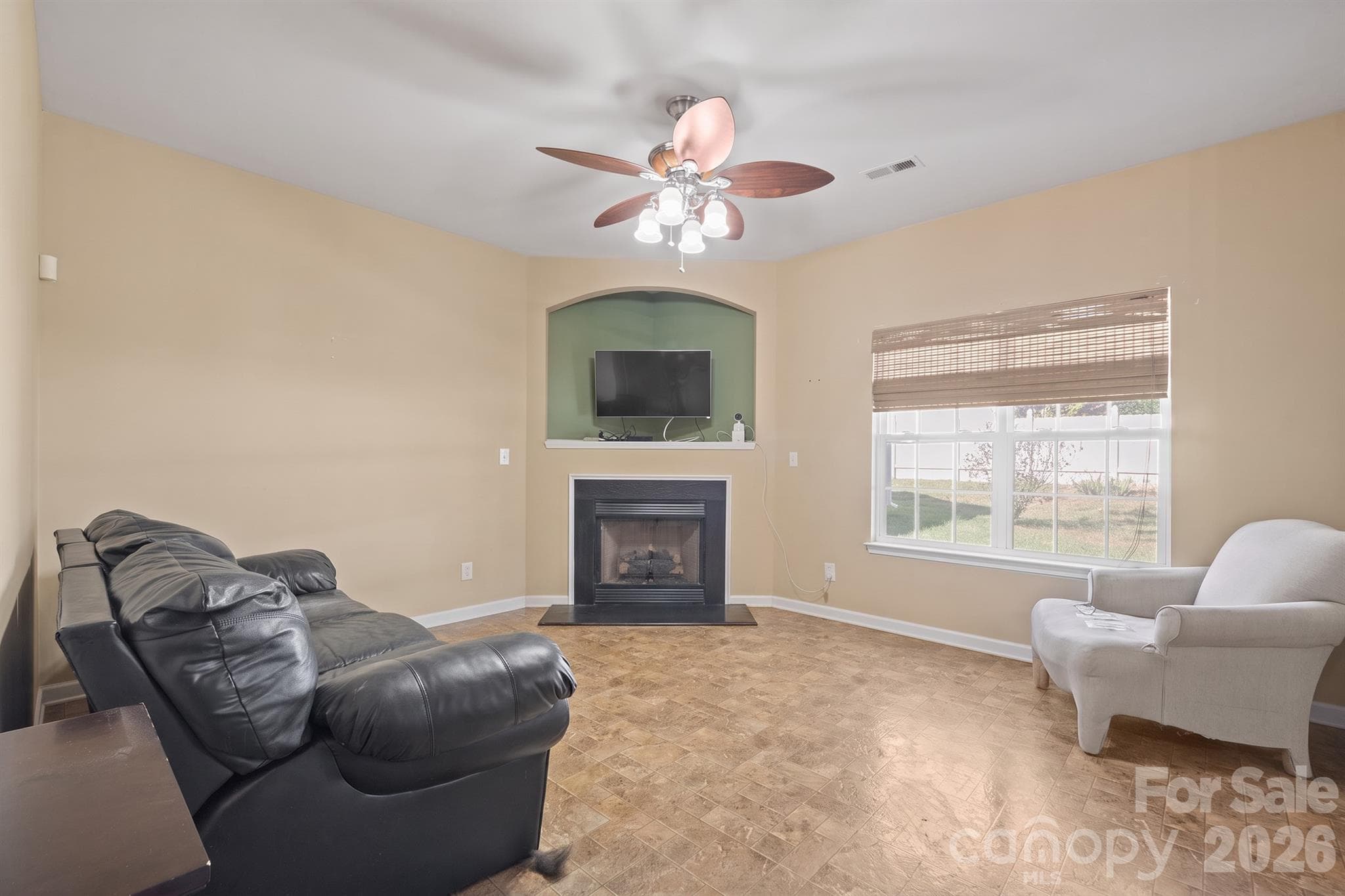 Single Family Residence at 10919 Shelly Renee Drive, Cornelius, photo 11 of 29