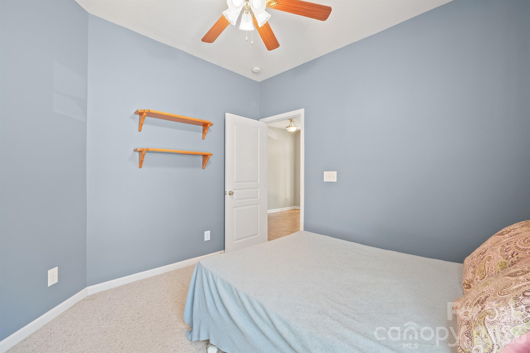 Single Family Residence at 10919 Shelly Renee Drive, Cornelius, photo 16 of 29