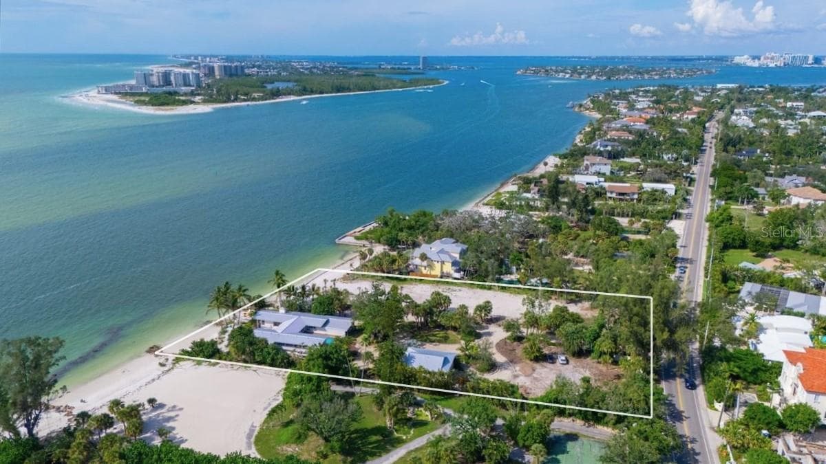 Single Family Residence at 4200 SHELL RD, SARASOTA, photo 5 of 93