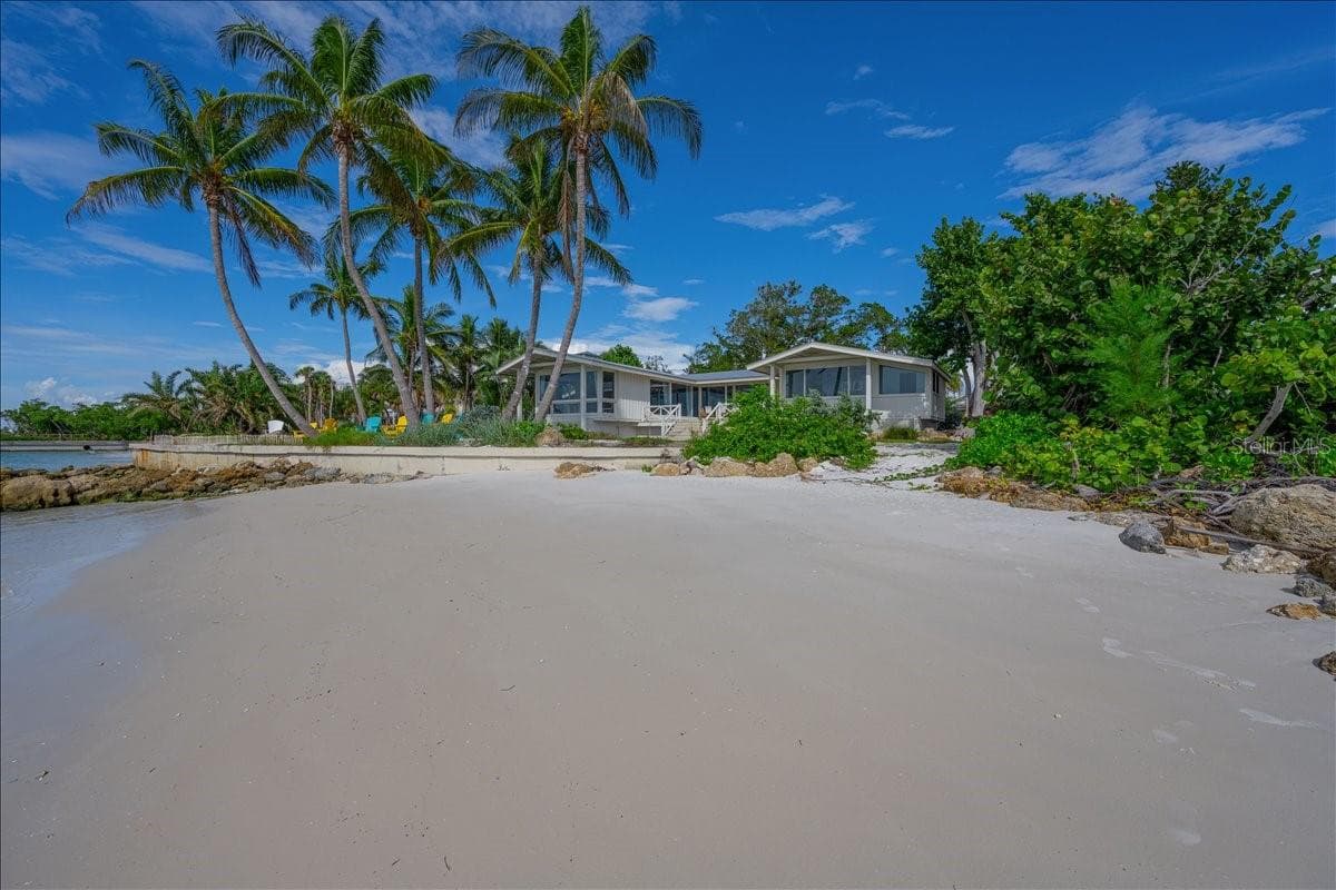 Single Family Residence at 4200 SHELL RD, SARASOTA, photo 11 of 93