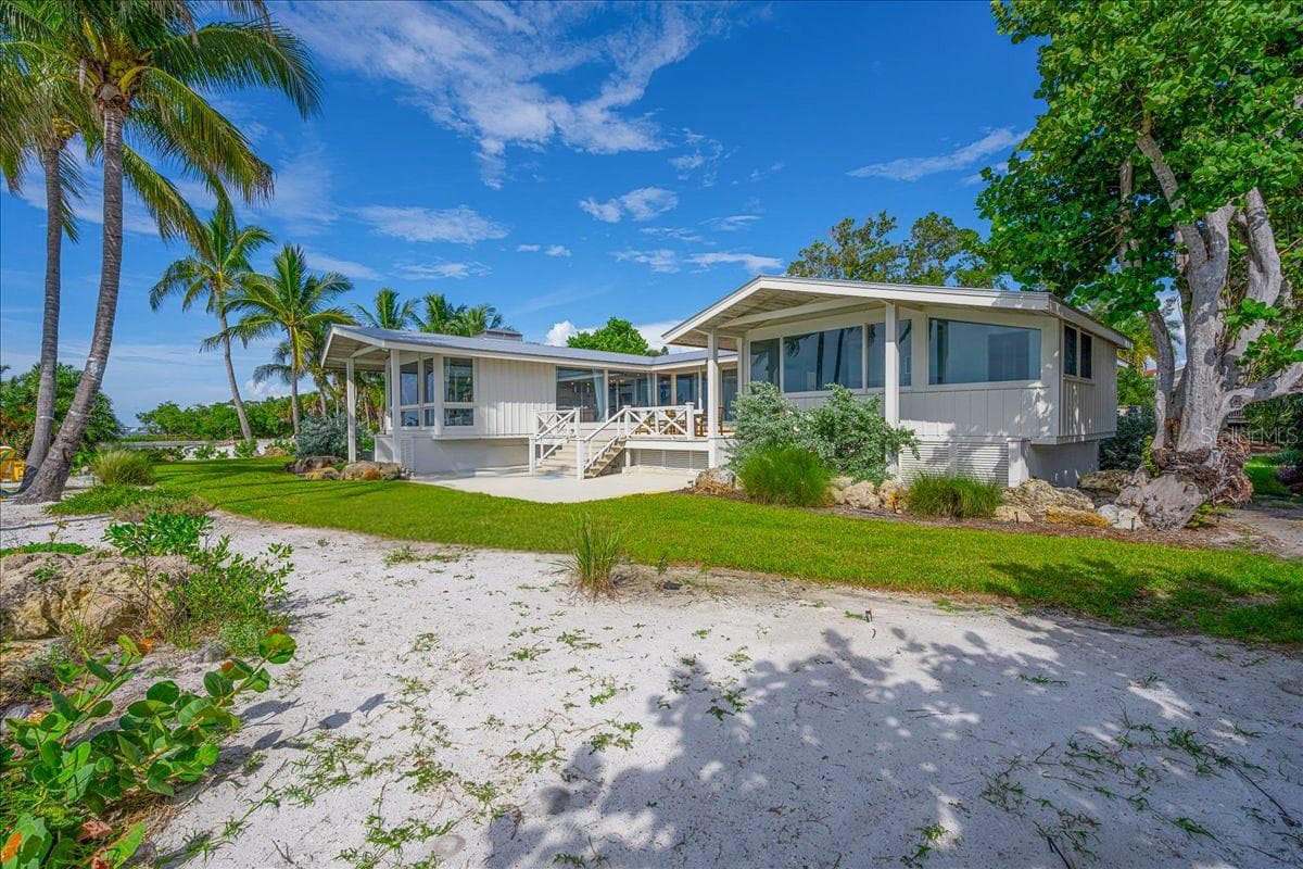 Single Family Residence at 4200 SHELL RD, SARASOTA, photo 13 of 93