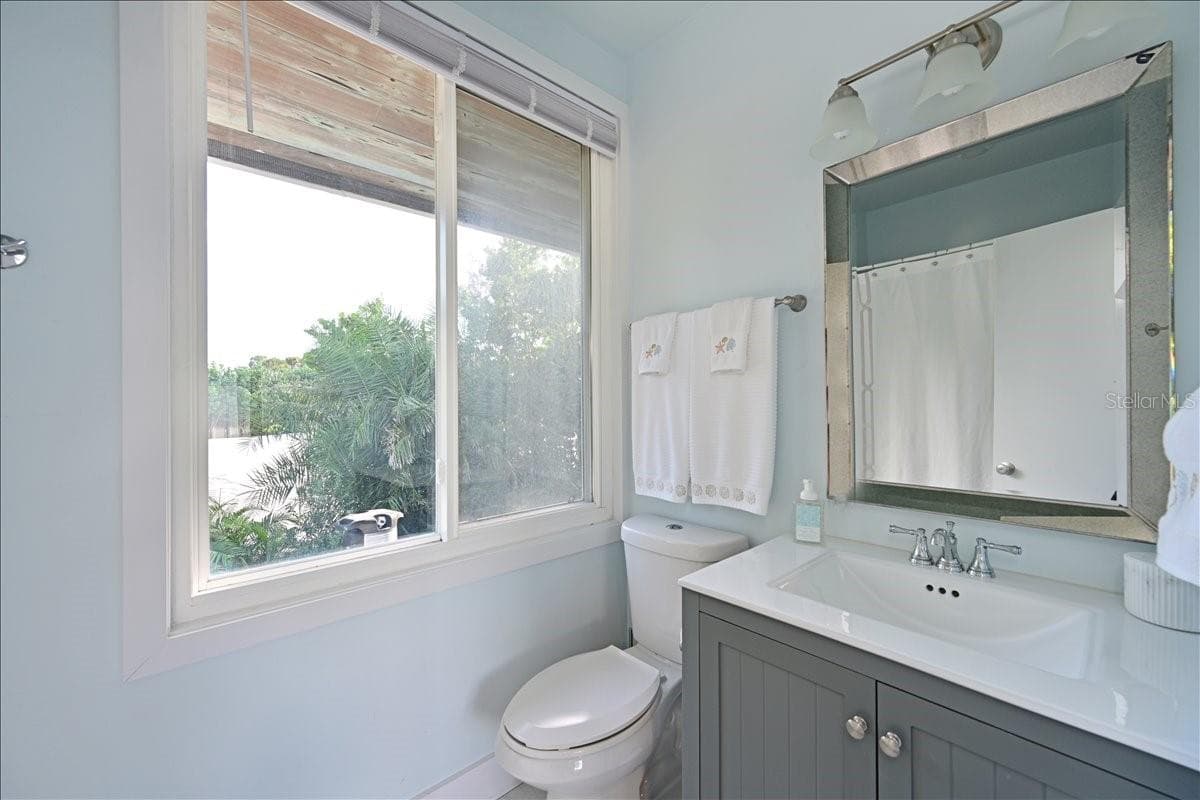 Single Family Residence at 4200 SHELL RD, SARASOTA, photo 37 of 93
