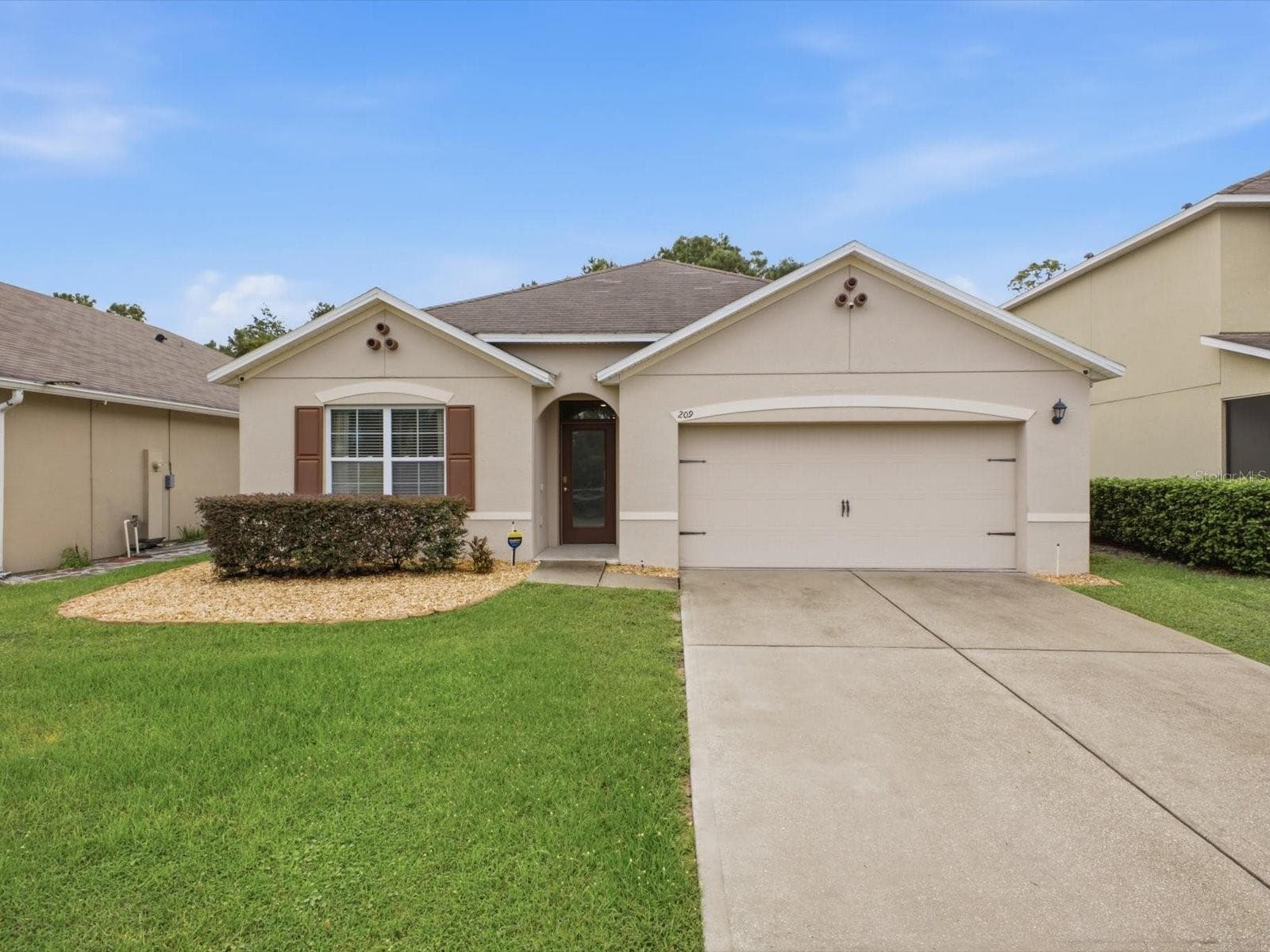 209 TANGLEWOOD DR