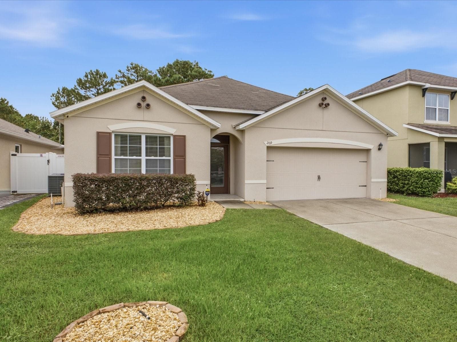Single Family Residence at 209 TANGLEWOOD DR, DAVENPORT, photo 2 of 30