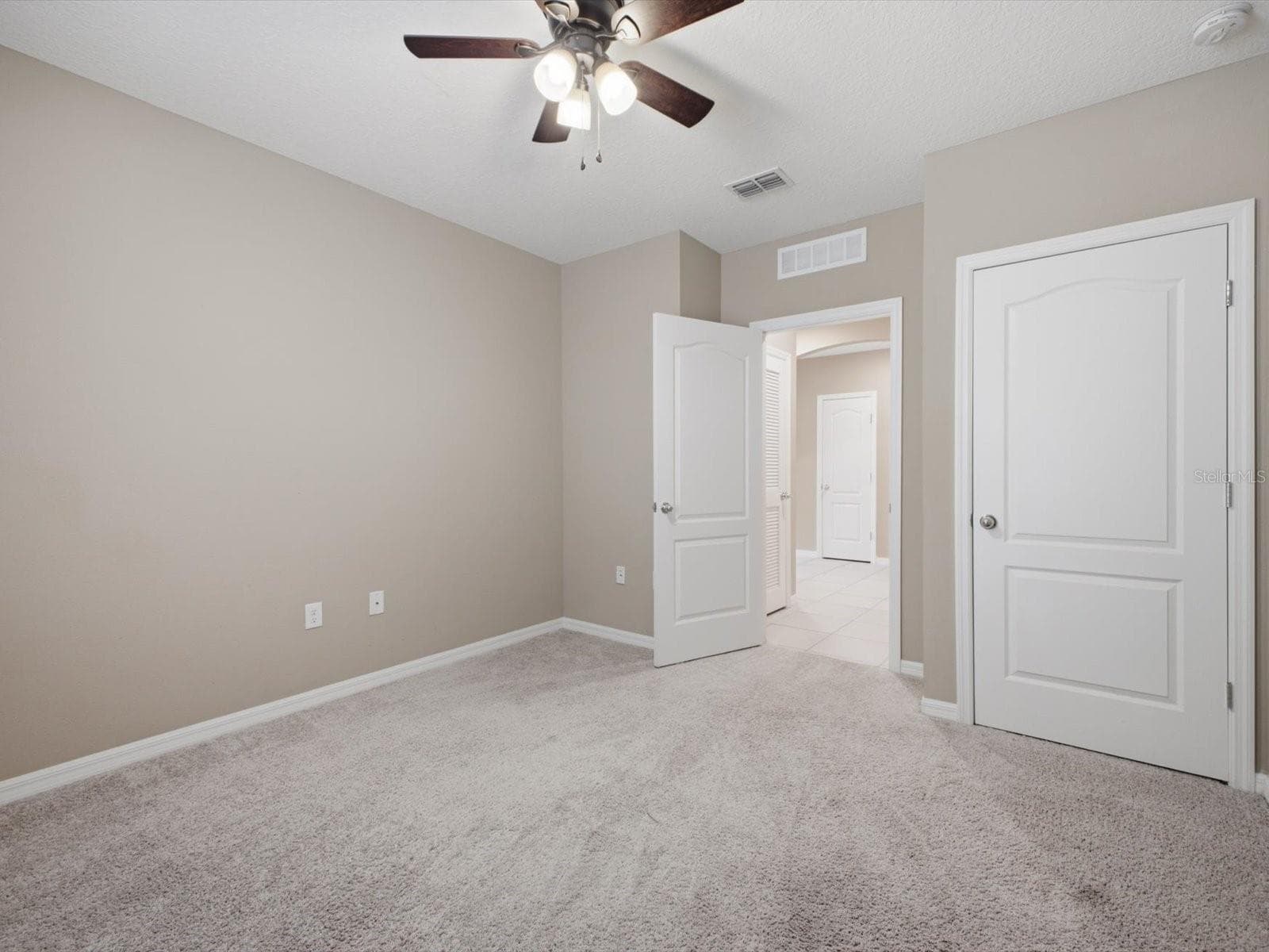 Single Family Residence at 209 TANGLEWOOD DR, DAVENPORT, photo 16 of 30