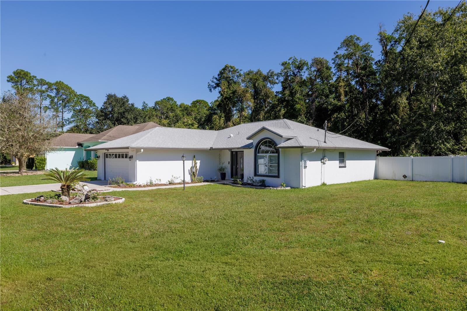 Single Family Residence at 42 ZAUN TRL, PALM COAST, photo 2 of 34