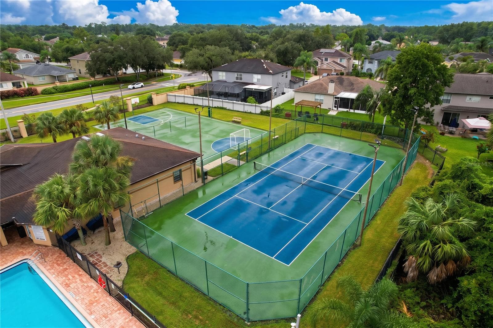Tennis courts - 27408 CORAL SPRINGS DR, WESLEY CHAPEL