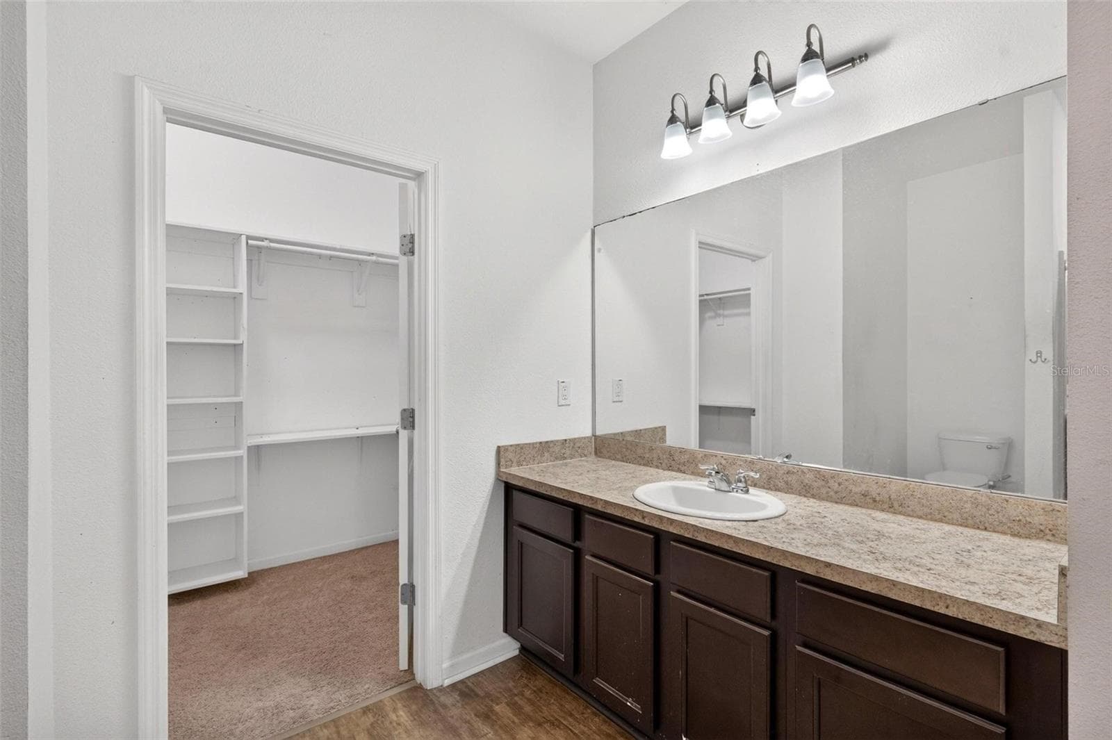 Single Family Residence at 16430 BLOOM CT, GROVELAND, photo 22 of 46