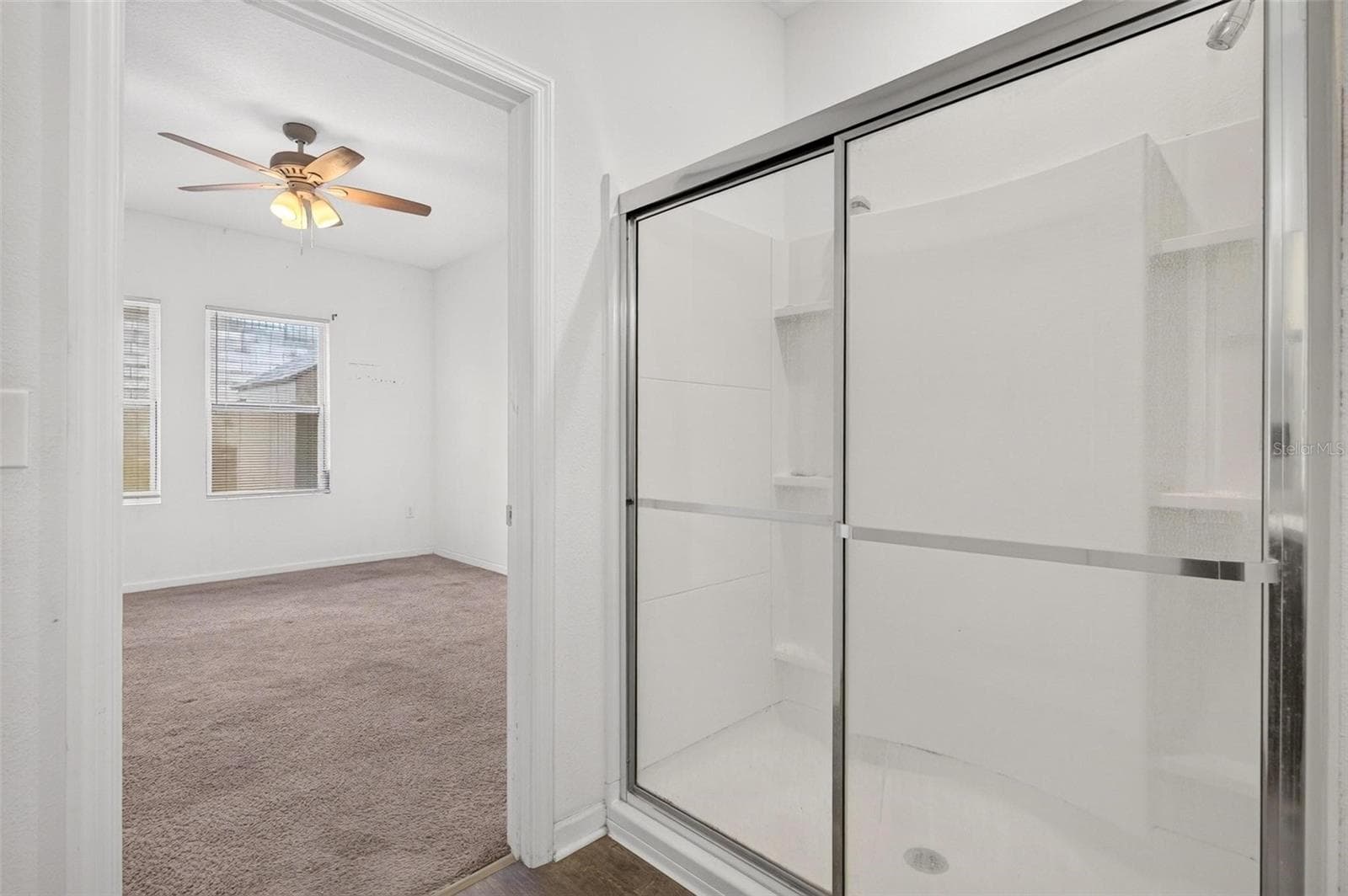 Single Family Residence at 16430 BLOOM CT, GROVELAND, photo 23 of 46