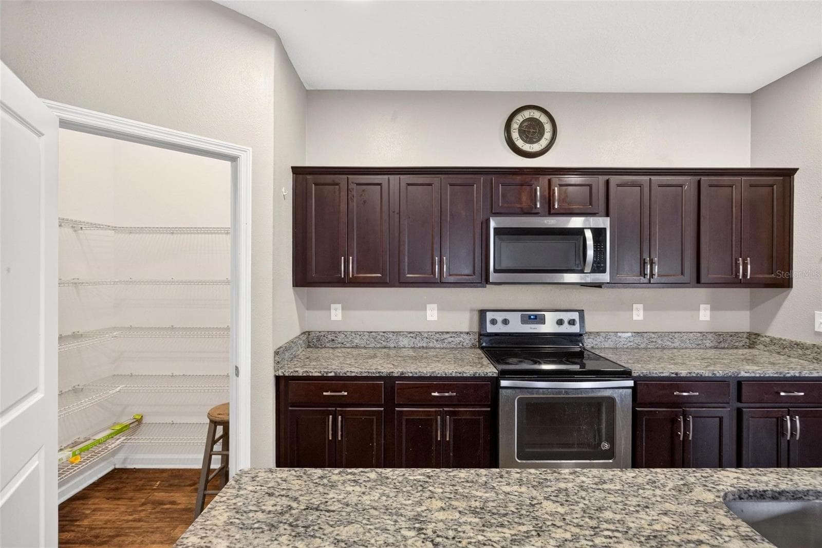 Single Family Residence at 16430 BLOOM CT, GROVELAND, photo 26 of 46