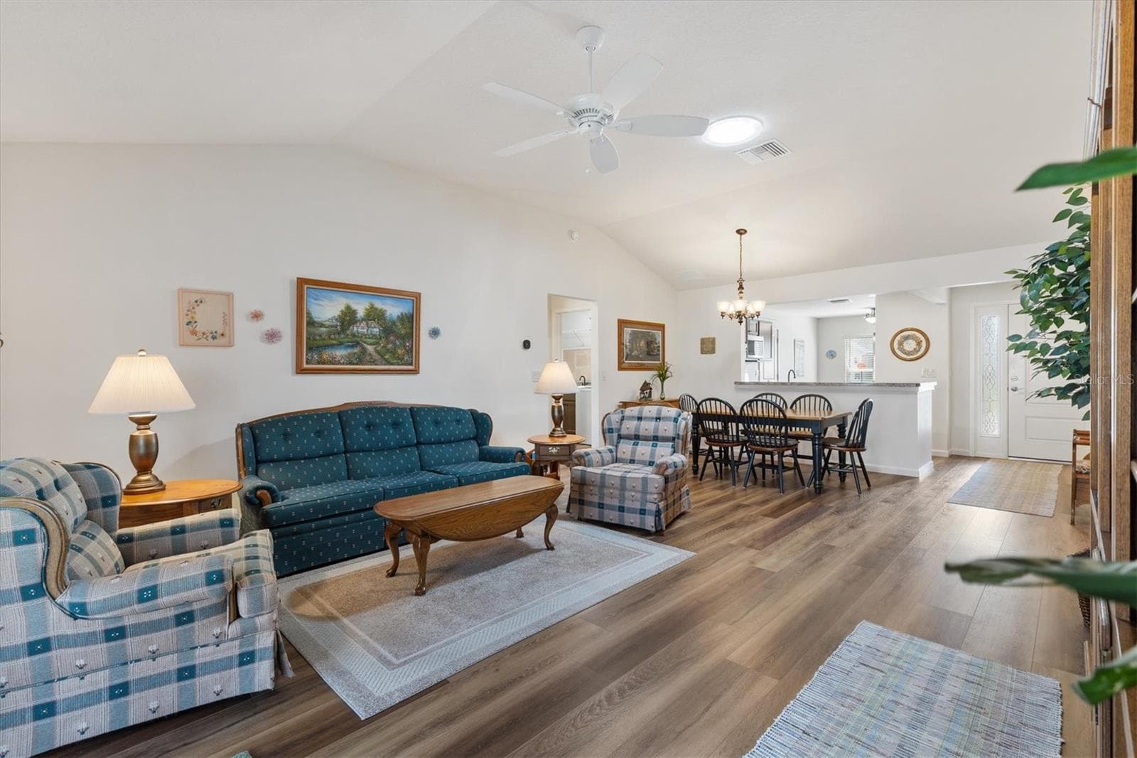 Single Family Residence at 1815 ALTON AVE, THE VILLAGES, photo 13 of 41