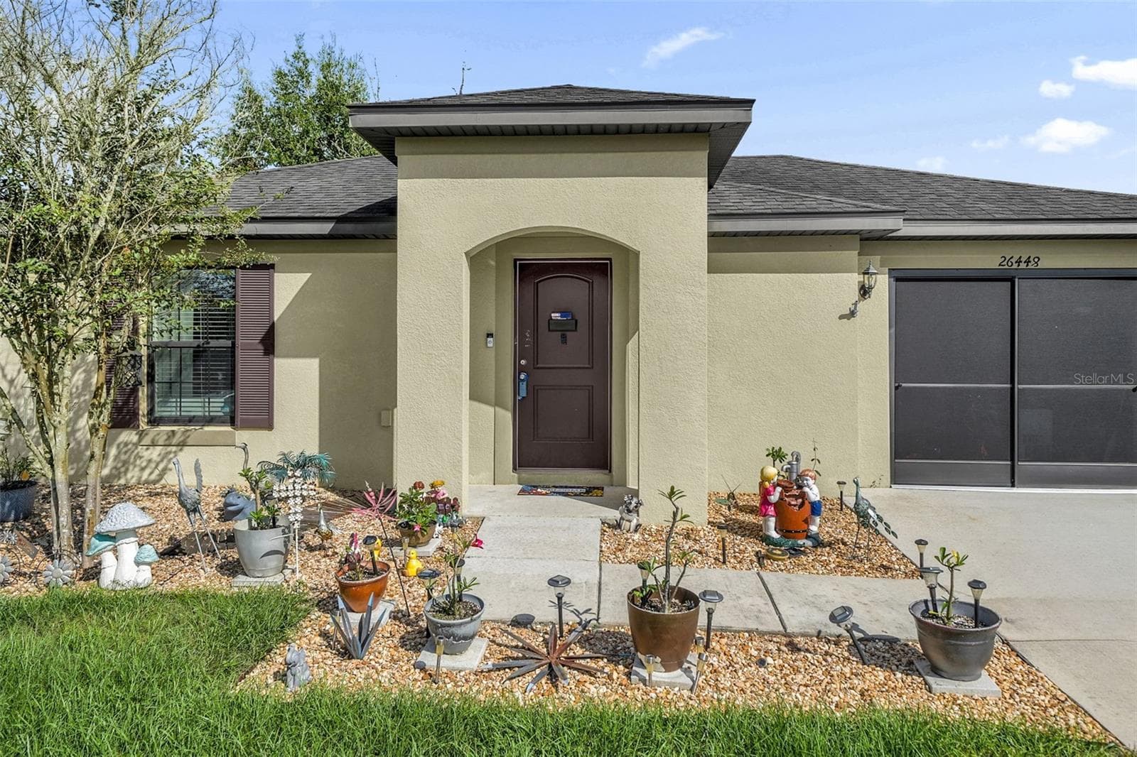 Front entry - 26448 BERTRAM RD, BROOKSVILLE