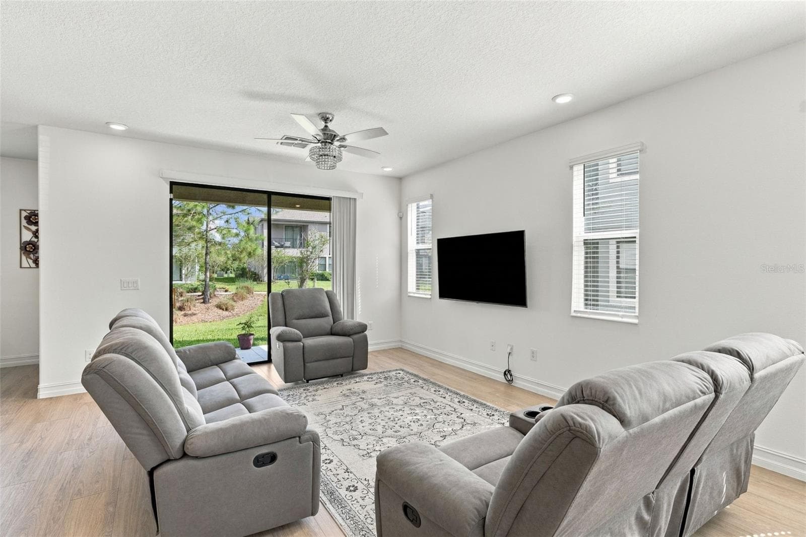 Townhouse at 5127 SAN MARTINO DR, WESLEY CHAPEL, photo 5 of 36