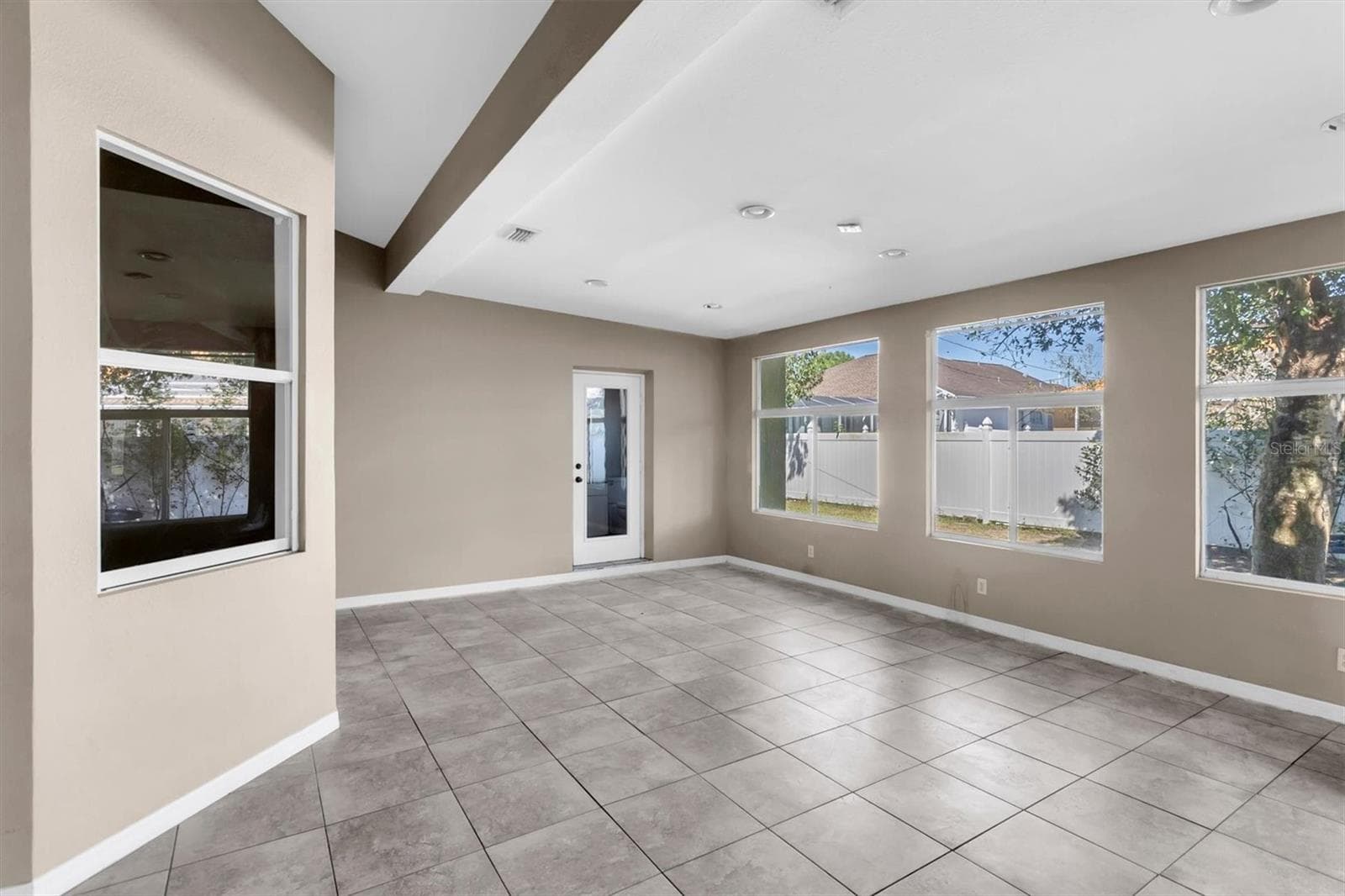Bonus room - 15433 SONORA DR, BROOKSVILLE
