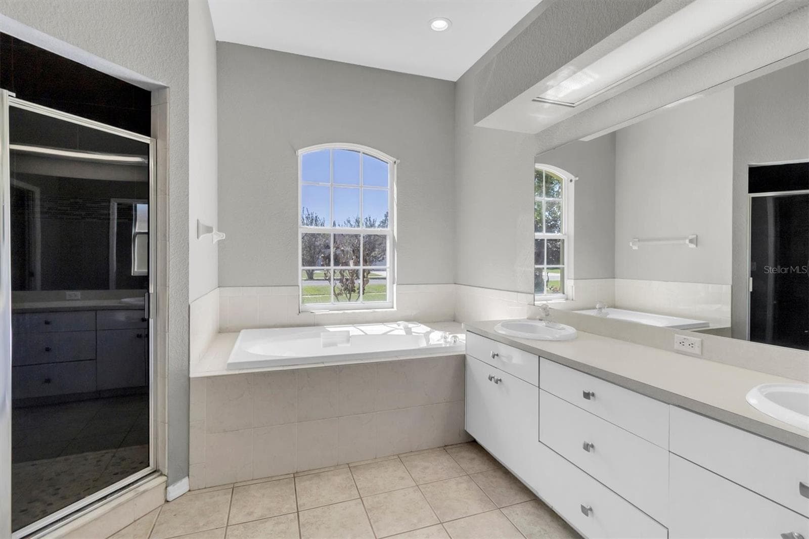 Ensuite Bathroom - 15433 SONORA DR, BROOKSVILLE