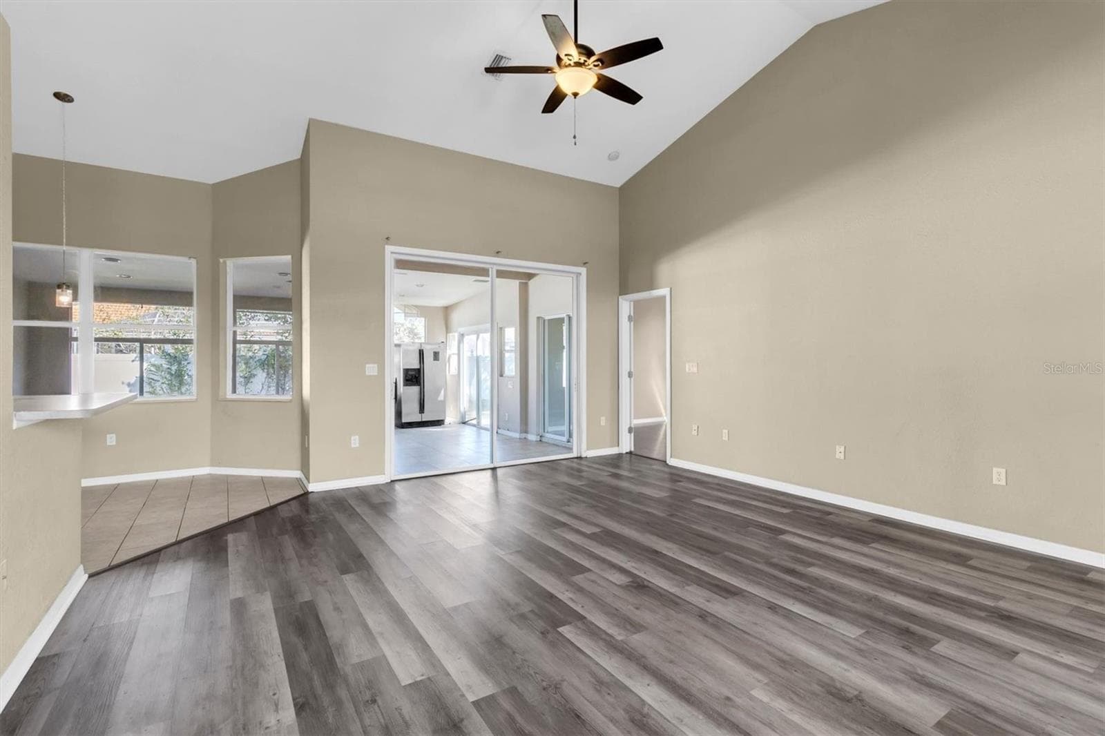 Family room - 15433 SONORA DR, BROOKSVILLE