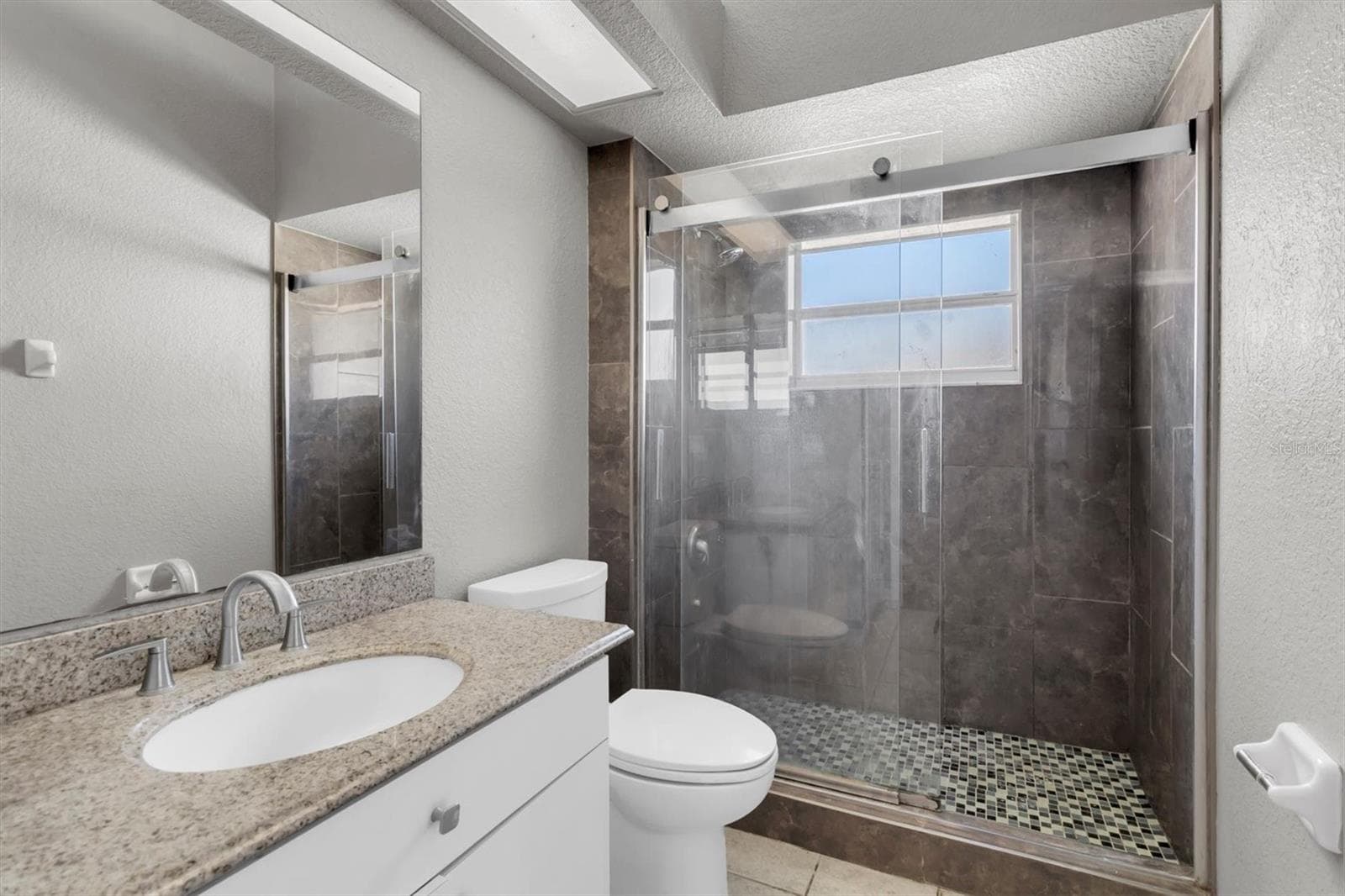 Bathroom 2 with walk-in shower - 15433 SONORA DR, BROOKSVILLE