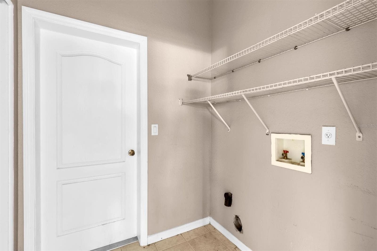 Laundry room - 15433 SONORA DR, BROOKSVILLE
