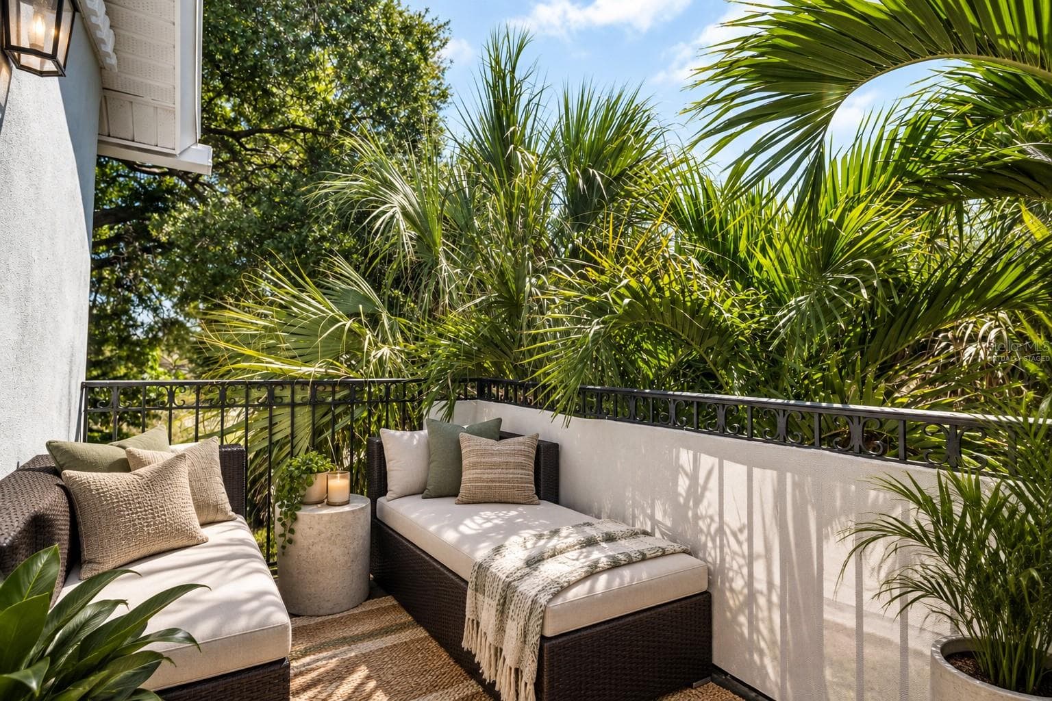 Virtually Staged - 660 DELMAR TER S, ST PETERSBURG