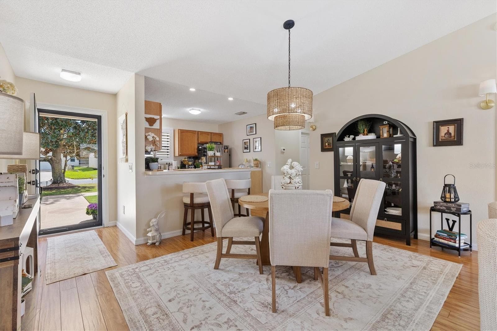Single Family Residence at 1019 GOLDEN GROVE DR, THE VILLAGES, photo 10 of 43