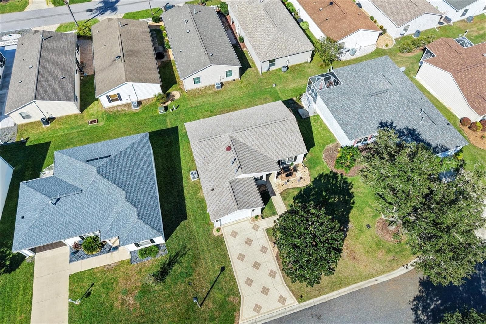Single Family Residence at 1019 GOLDEN GROVE DR, THE VILLAGES, photo 35 of 43
