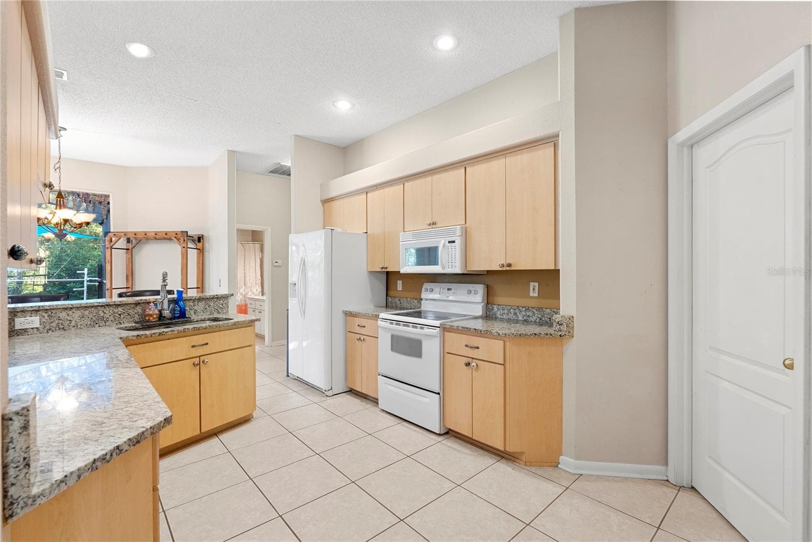 Single Family Residence at 16150 BONZAI TRL, BROOKSVILLE, photo 17 of 66