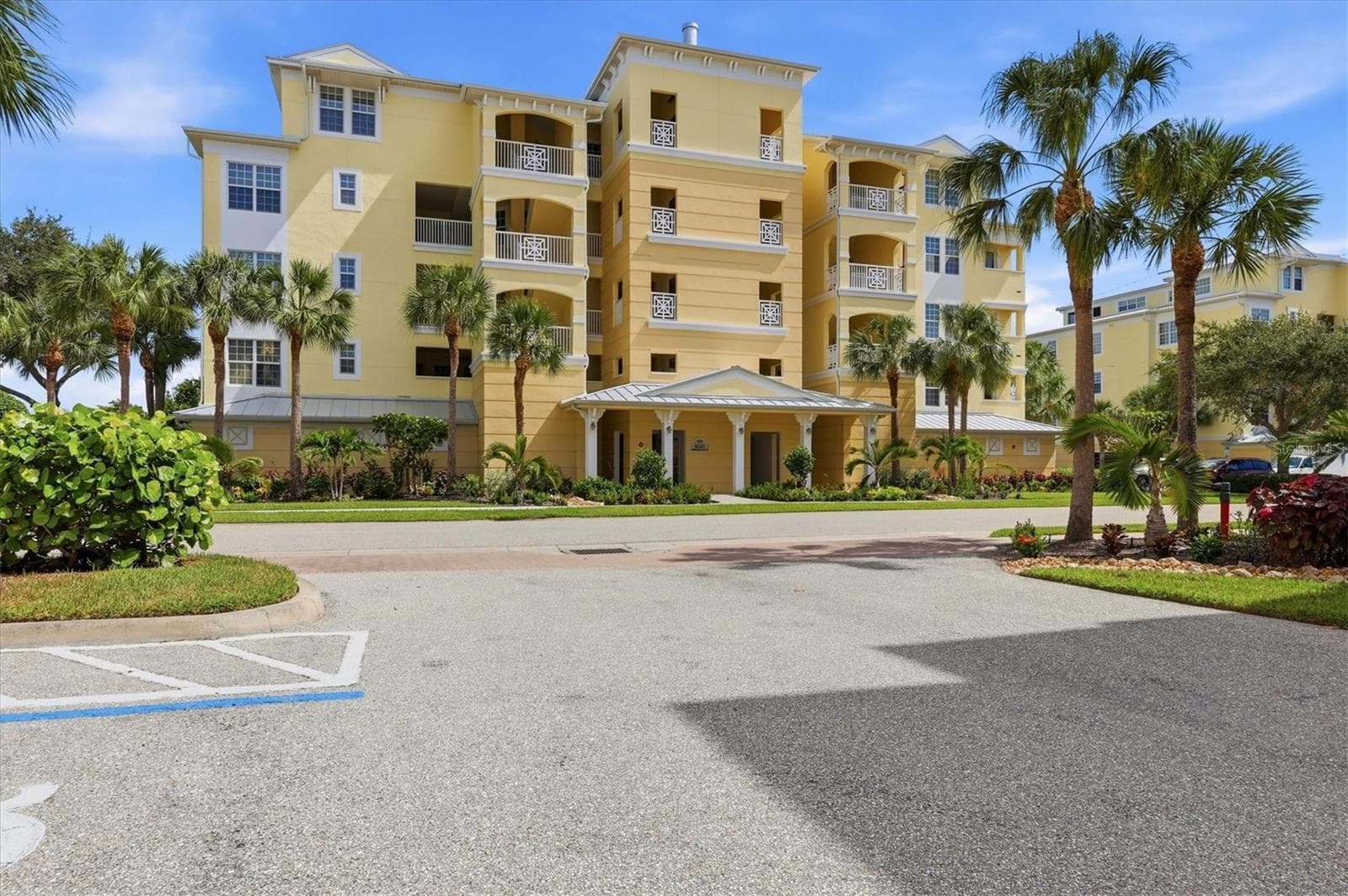 Condominium at 8541 AMBERJACK CIR #104, ENGLEWOOD, photo 2 of 50
