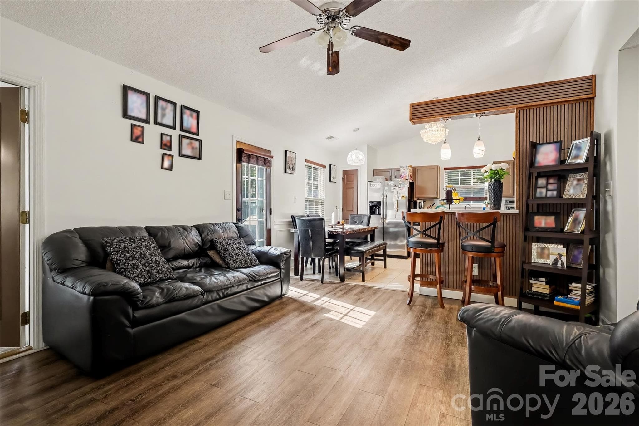 Single Family Residence at 6950 Silver Garden Lane, Charlotte, photo 11 of 34