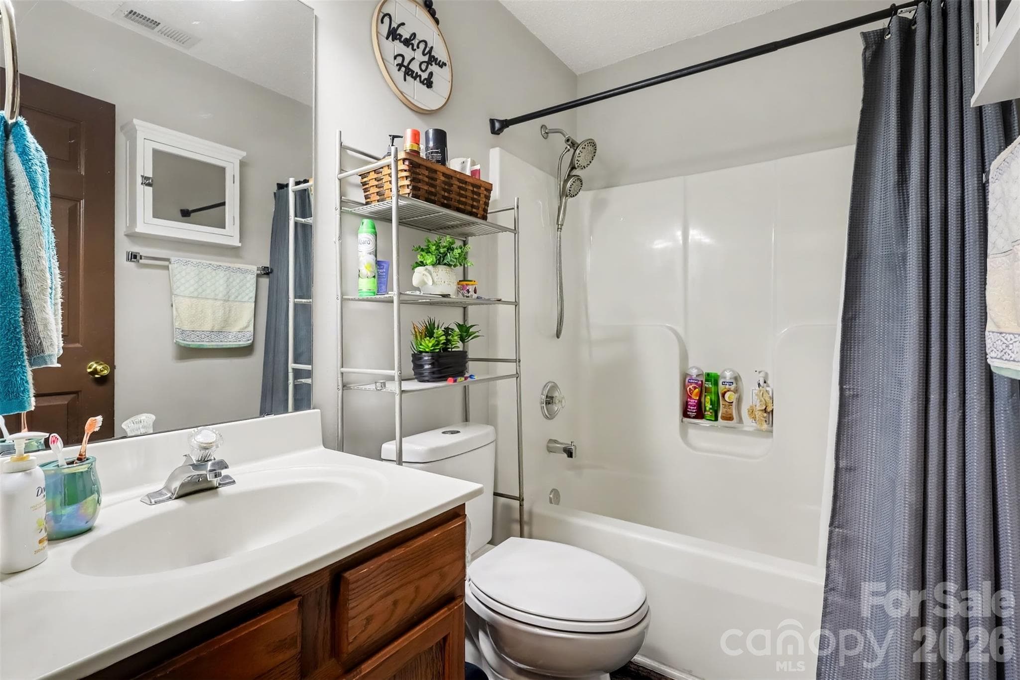 Single Family Residence at 6950 Silver Garden Lane, Charlotte, photo 21 of 34