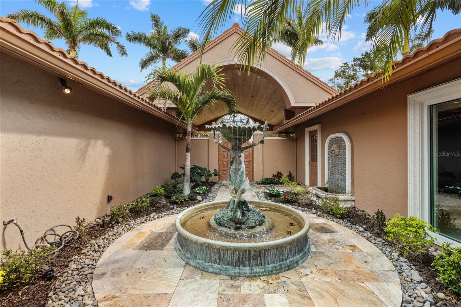 Single Family Residence at 1749 SANDALWOOD DR, SARASOTA, photo 9 of 49
